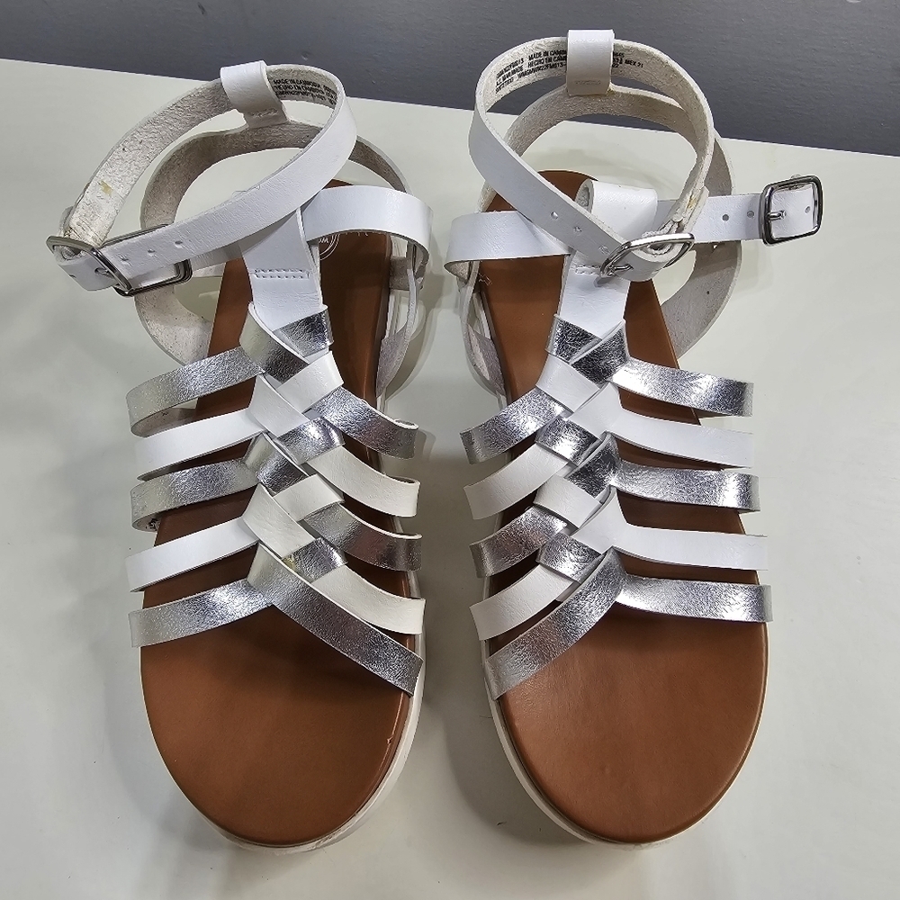 Wonder Nation Strappy Gladiator Sandals Size Girl's 2 - Picture 4 of 12